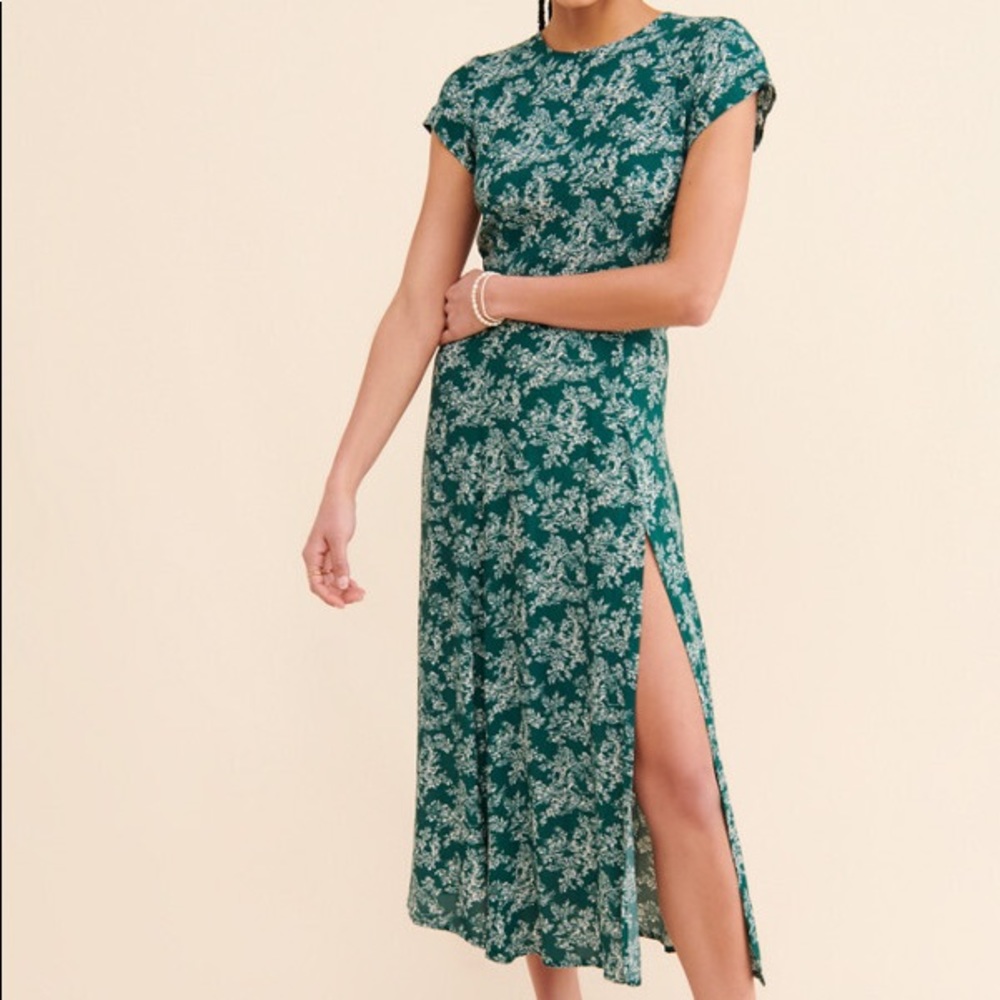 urban outfitters lindsey cap sleeve midi dress